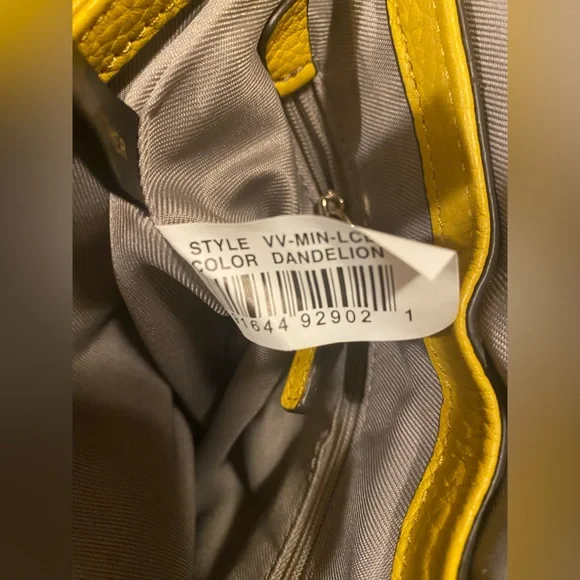 Sold🛑💛Vince Camuto~Leather Crossbody Front/Flap Color-Dandelion - Picture 9 of 12